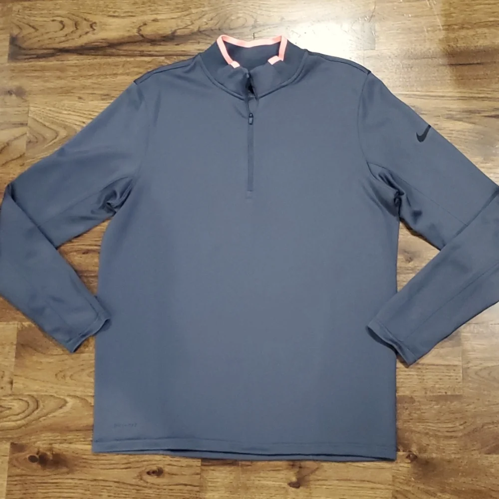 Womens Nike Dri-fit gray 1/4 zip pullover size  M